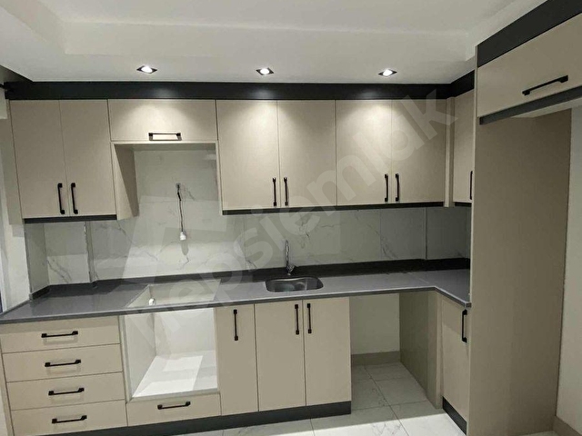 SIRAKAPILARDA MÜKEMMEL 3+1 DAİRE - Görsel 19
