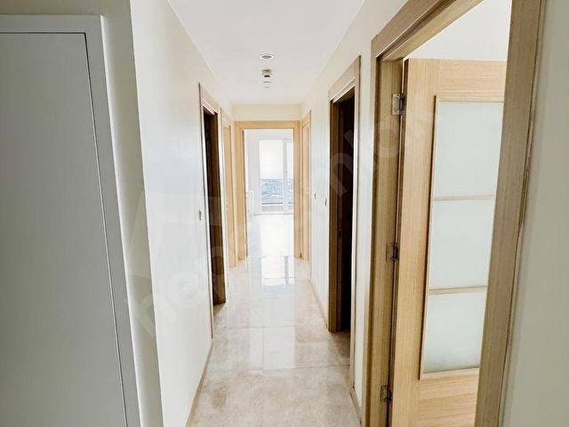 ÖMÜR İSTANBUL SİTE 27m TERASLI 9.KAT 2+1 145m² SATILIK BOŞ DAİRE - Görsel 18