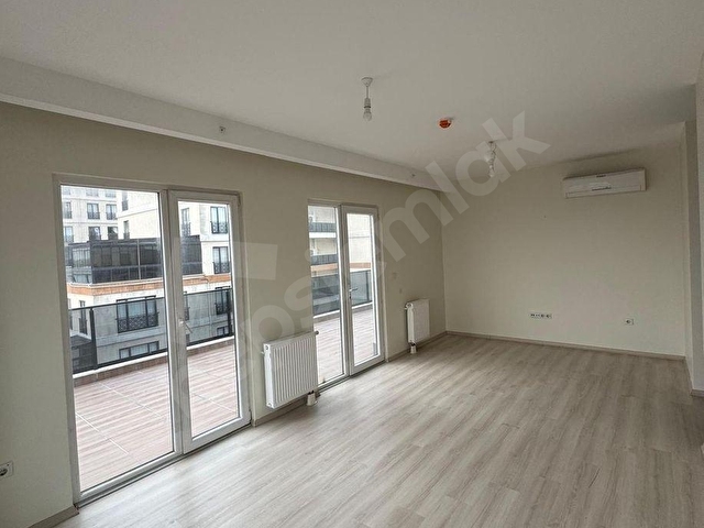 ÖMÜR İSTANBUL SİTE 27m TERASLI 9.KAT 2+1 145m² SATILIK BOŞ DAİRE - Görsel 11
