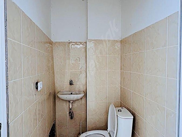 REDSTONEDAN MUHİTTİNDE SATILIK DEPOLU SEÇENEKLİ TİCARİ DÜKKAN - Görsel 8