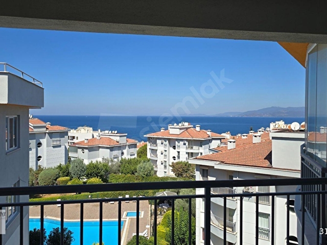 Kuşadası Marinada Kesintisiz Deniz Manzaralı 67m² Teraslı 5+2 - Görsel 5