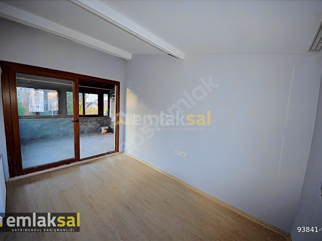 Emlaksaldan Korutürkte Kiralık 5+1 çift cepheli, Bahçeli Villa - Görsel 16