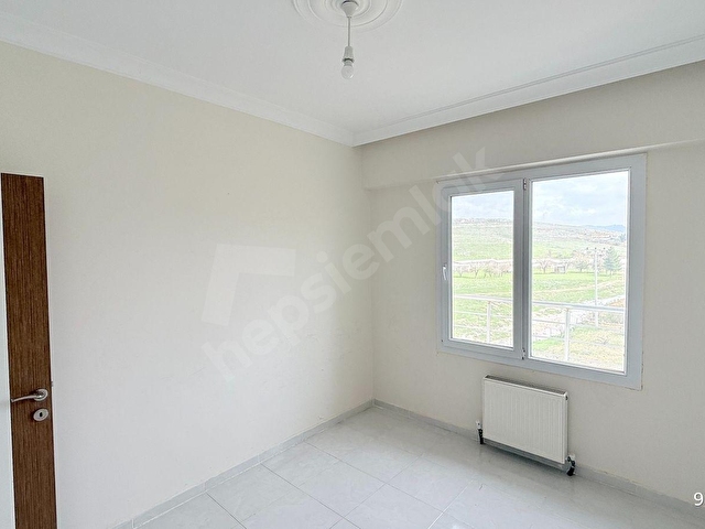 AİLE SİTESİNDE OTURMAYA HAZIR 3+1 ARAKAT DAİRE İSBAY EMLAKTA - Görsel 21