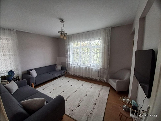 📣 KARAMANOĞLU EMLAKTAN VALİDE SULTANDA BAKIMLI DAİRE - Görsel 3