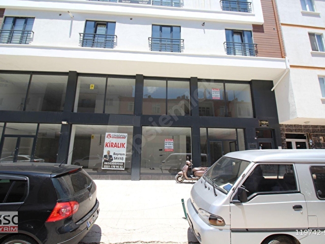 AKSARAY HAMİDİYE MAHALLESİNDE KİRALIK 350 M DÜKKAN - Görsel 6