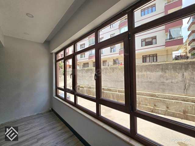 ECEDEN CEVİZLİDERE CADDESİ ÜZERİ 3+1 KATTA FULL SIFIR YAPILI - Görsel 12