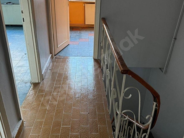 MECİDİYEKÖYDE SATILIK ÜÇ KATLI BİNA - Görsel 19