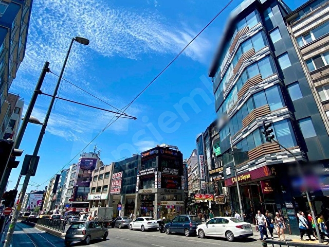 KADIKÖY ALTIYOLDA 4 KATLI TERASLI DEVREN KİRALIK KURS&EĞİTİM MERKEZİ - Görsel 5