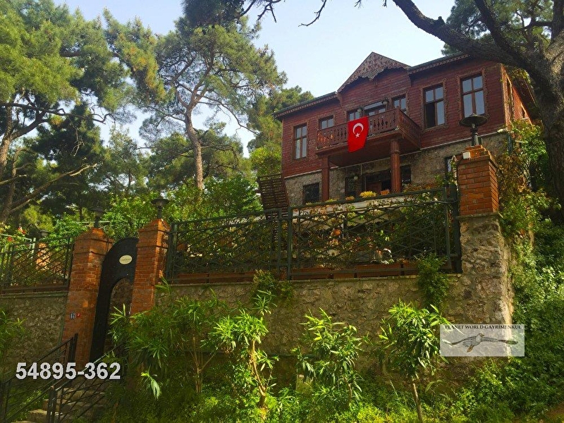 3 715 000 Tl Planet Ten Orman Icinde Muhtesem Deniz Manzarali Ihtisamli Kosk