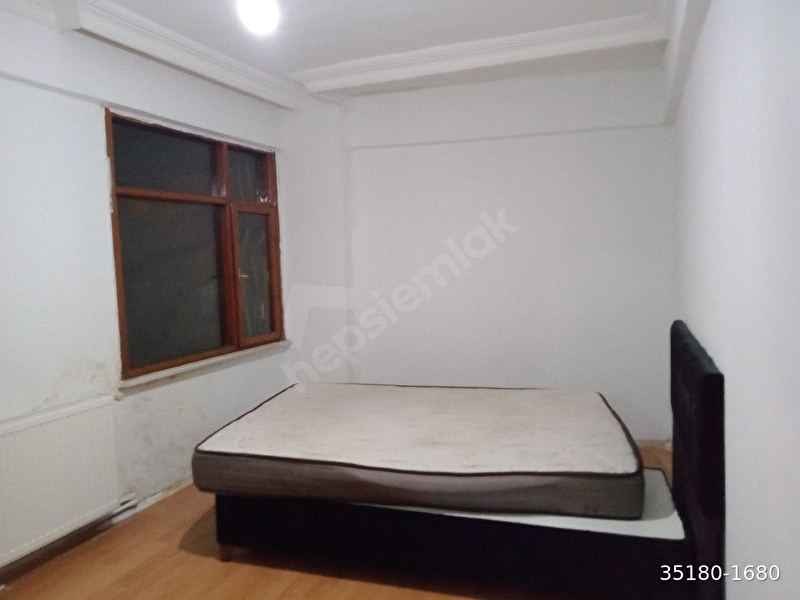 Vip Emlaktan Halide Edip Akar Caddesi Üzeri Satılık Daire