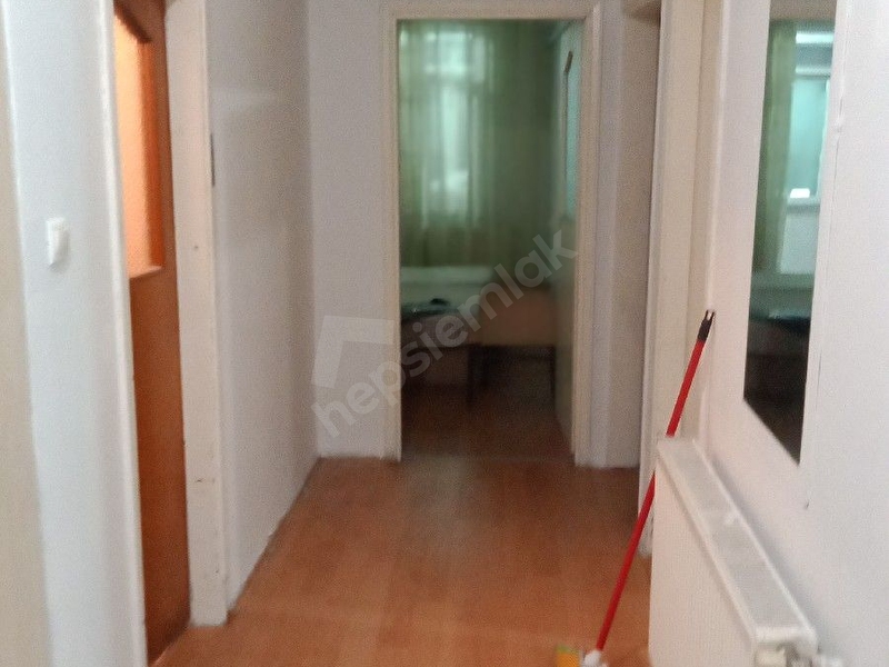 Vip Emlaktan Halide Edip Akar Caddesi Üzeri Satılık Daire