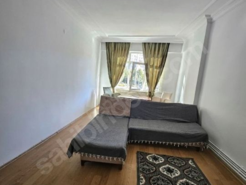 Vip Emlaktan Halide Edip Akar Caddesi Üzeri Satılık Daire