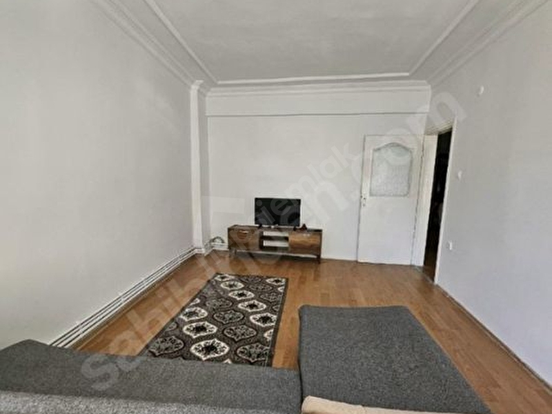 Vip Emlaktan Halide Edip Akar Caddesi Üzeri Satılık Daire