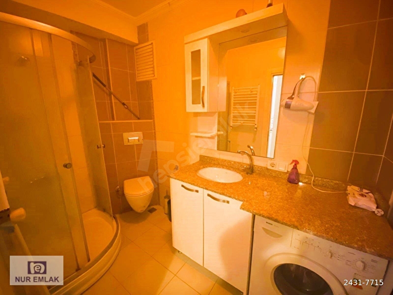 Şişli Merkezde Satılık 1+1 65 M2 Yeni Binada Yarı Zemin Daire