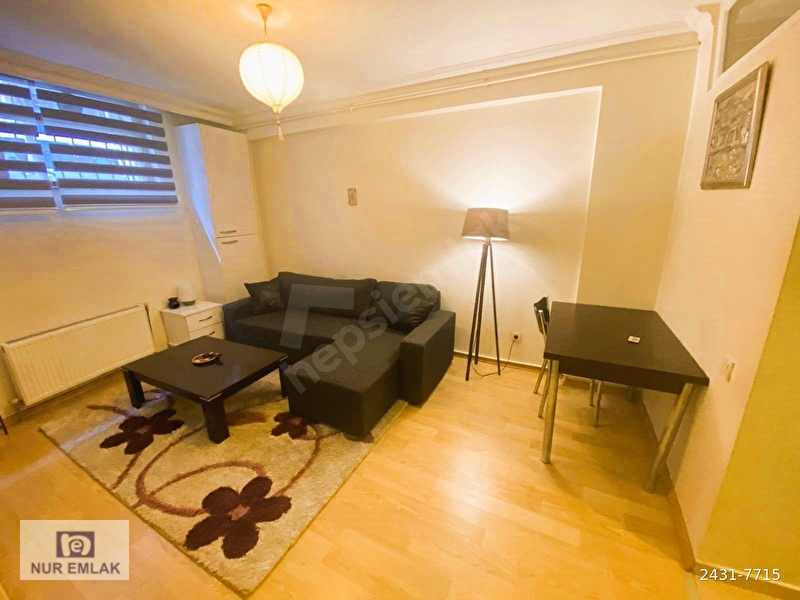 Şişli Merkezde Satılık 1+1 65 M2 Yeni Binada Yarı Zemin Daire