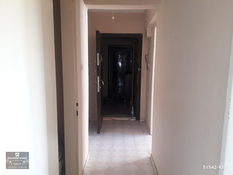 1 000 Tl Bornova Evka4 Kiralik Daire Ozcamlar Emlak