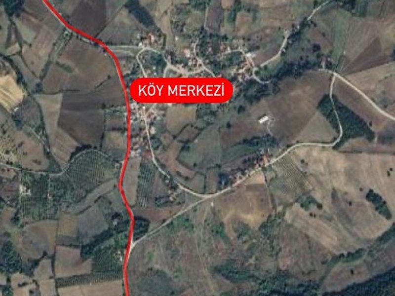 Cemre emlak’tan resmi̇ yolu olan 20 dönüm arazi̇
