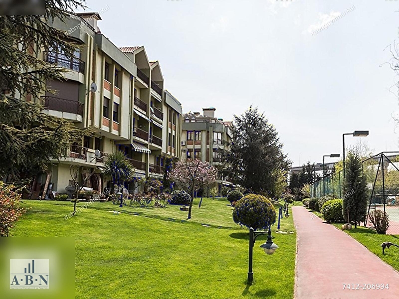 Abn 'den ulus ortaköy arası alçak katlı sitede 5+1 giriş dubleks