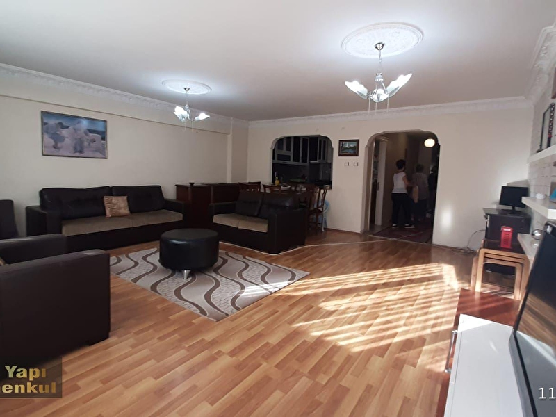 1 200 000 Tl Istinye Park Avm Yakini Asansorlu Otoparkli 4 1 Satilik Daire