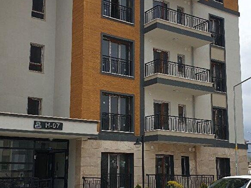 Selçuklu toki̇ ardiçlida h-7 blokta satilik 2+1 dai̇re 2,100.000,-- tl.