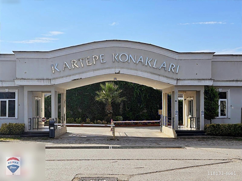 Remax ' den kartepe konaklarinda satilik 3+1 ara kat dai̇re