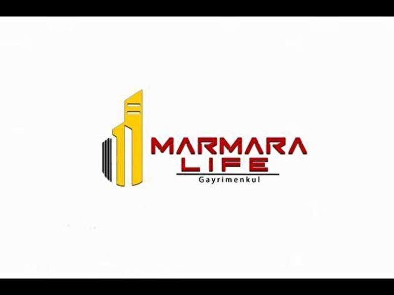 Yukaridereköy'de satilik göl manzarali meyve bahçesi̇