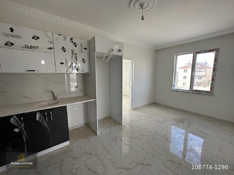 Arslantaş gayri̇menkul'den tabduk emre mahallesi̇nde 9 adet 2+1 satilik apart dai̇reler..