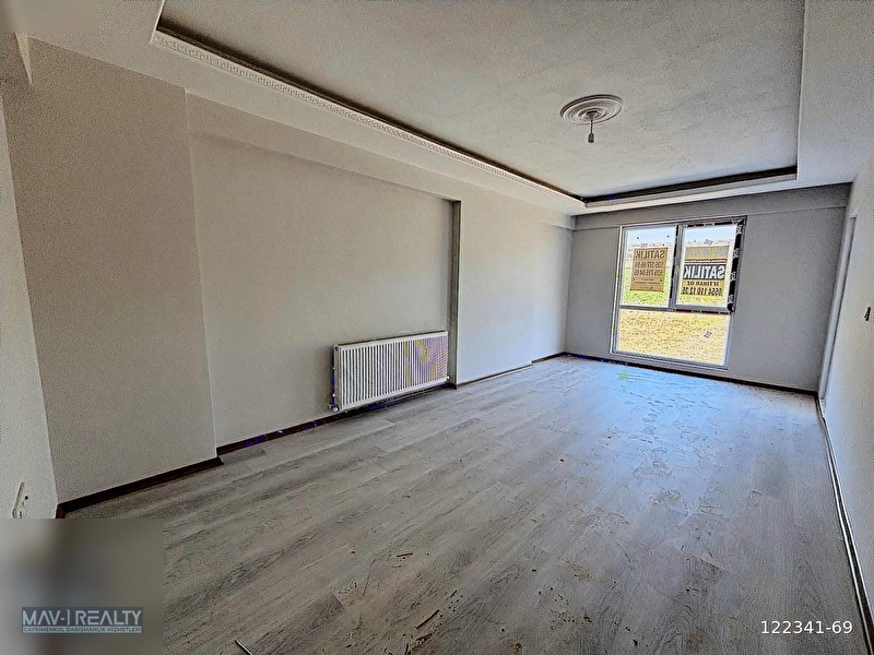 Bursa osmangazi̇ demi̇rtaş sakarya mh si̇tei̇çeri̇si̇nde 2+1 ara kat