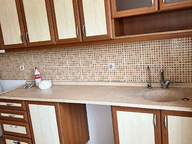 Arapsuyu'nda 3+1 dublex  atatürk bulvari üzeri̇nde ki̇ralik geni̇ş terasli dai̇re