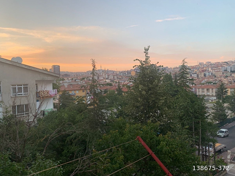 Şefkat mahallesinde kat konumunda satılık 3+1