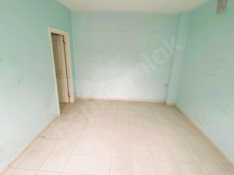 Şişli Merkezde 245 M2 Asansörlü Yangın Merdivenli İşyeri Ofis