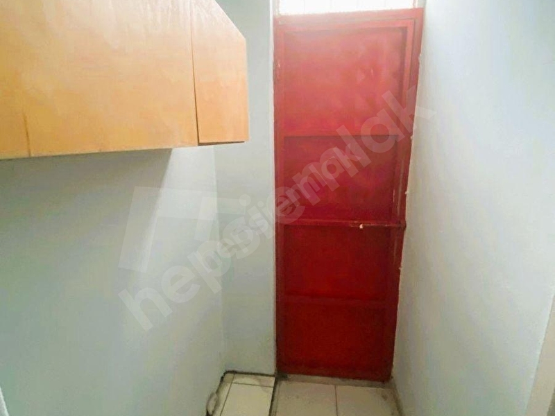 Şişli Merkezde 245 M2 Asansörlü Yangın Merdivenli İşyeri Ofis