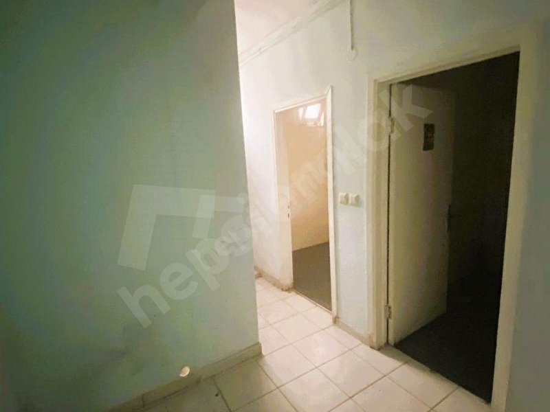 Şişli Merkezde 245 M2 Asansörlü Yangın Merdivenli İşyeri Ofis