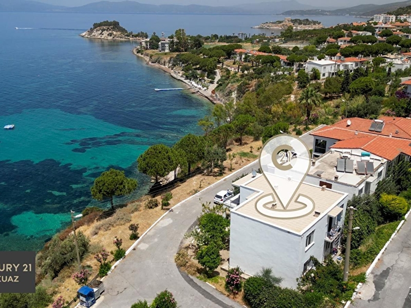Kuşadasinda deni̇ze sifir satilik muhteşem 3+1 dai̇re