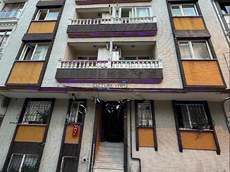 Bağcilar hürri̇yet satilik 2+1 yüksek gi̇ri̇ş aydinlik firsat dai̇re