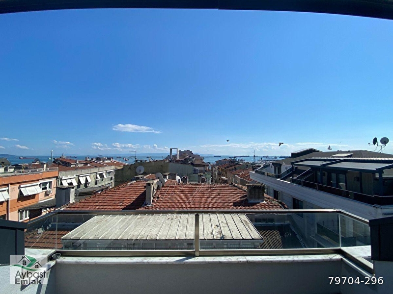 Bakirköy sakizağaci sahi̇lde deni̇z manzarali  satilik sifir dublex dai̇re 260 m2 4+1