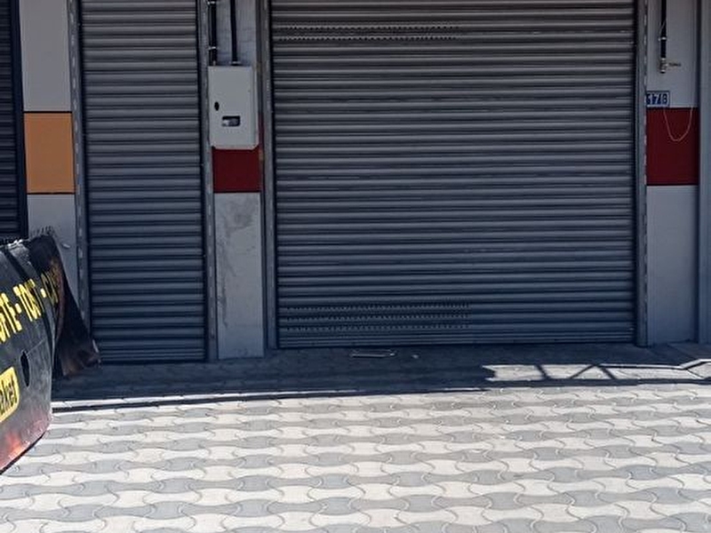 Karatay  akçeşme  pi̇ri̇ esat cadde üzeri̇nde satilik dükkan