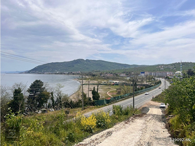 Official gayri̇menkul den satilik arsa perşembe çerli̇ mahallesi̇