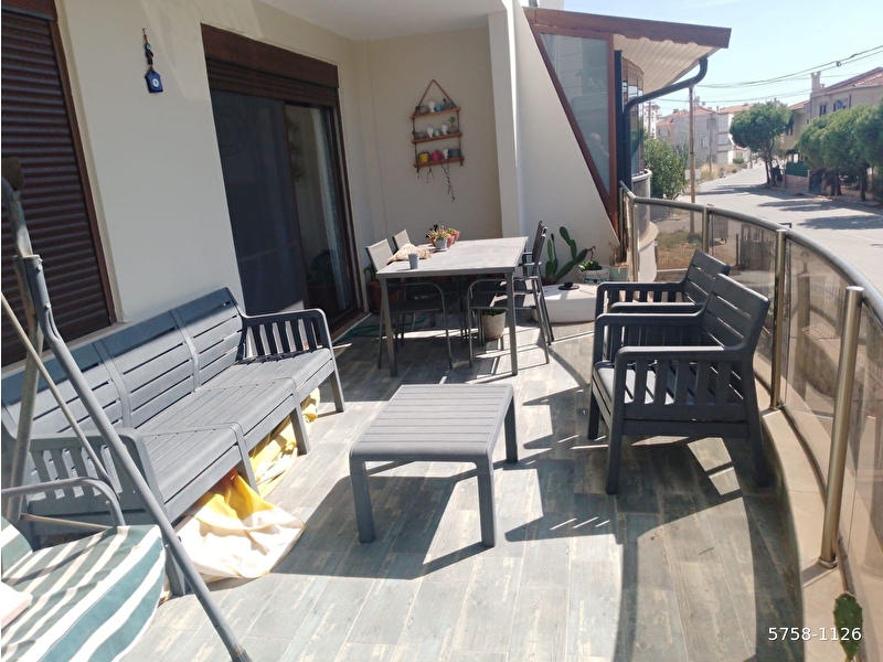 Ayvalık sarımsaklıda villa 4 oda 1 salon satılık triplex