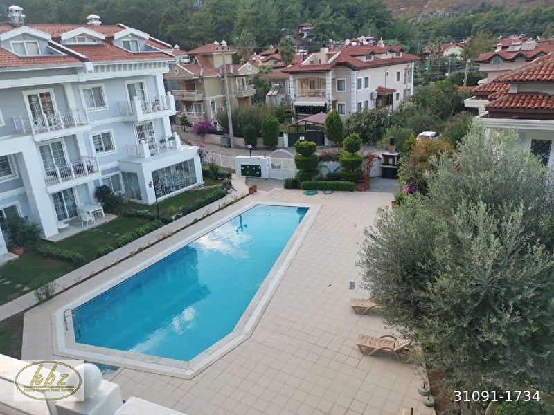 Marmari̇s i̇çmeler'de, eşyali, havuzlu si̇te i̇çeri̇si̇nde, 3+1 dubleks