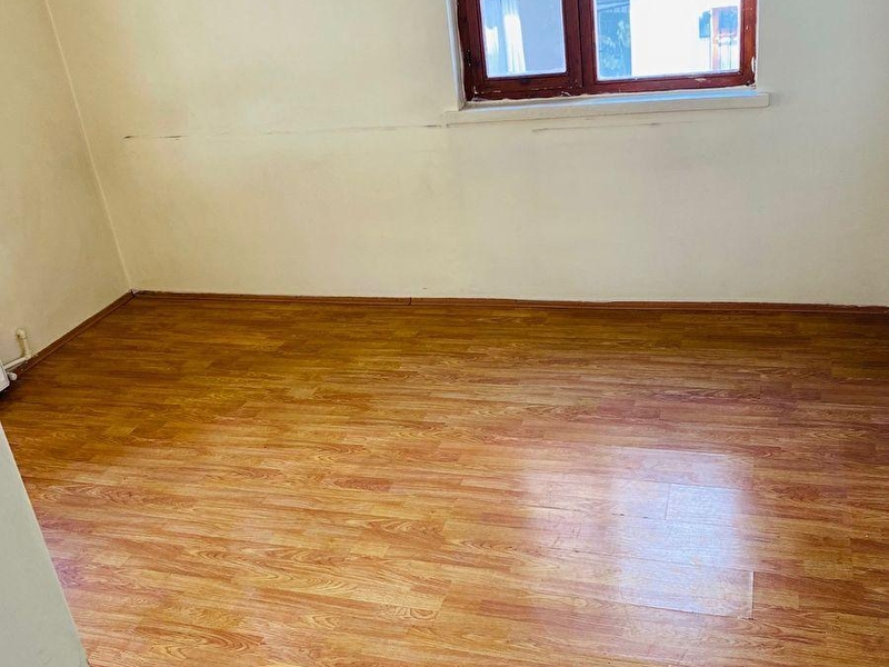 Malazgi̇rt mah.de kat konumunda ki̇ralik 2+1 yüksek gi̇ri̇ş