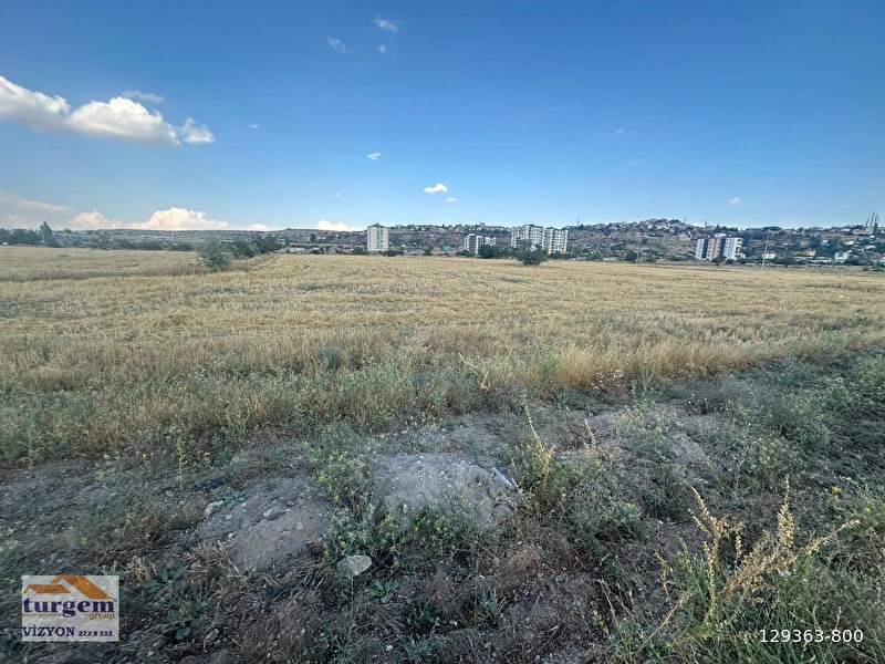 Mi̇marsi̇nan fati̇h 910 m2 köşebaşi yapilaşma i̇çi̇nde konut parseli̇