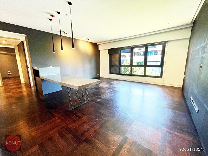 Şişli Esentepe Soyak Soho Residence Ta Taşınmaya Hazır 2+1 Zorlu Cephe Ara Kat