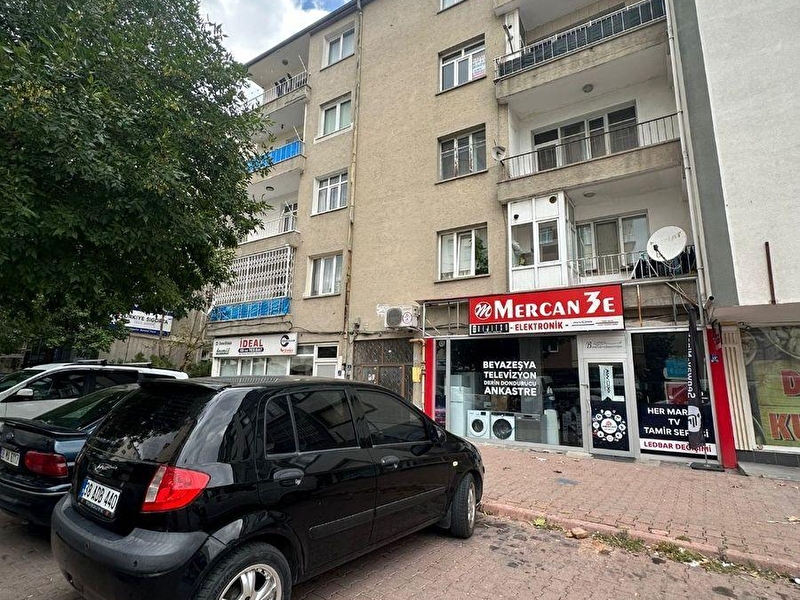Kayseri̇ forum yakini çarşida ki̇ralik 3+1 dai̇re