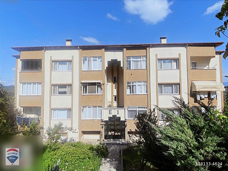 Tepeköy toki̇'de komple yeni̇lenmi̇ş 3+1 satilik dai̇re