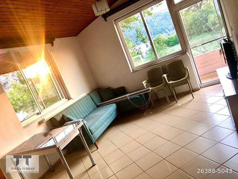Tt gayri̇menkul den marmari̇s orhani̇ye de 2 oda 1 salon eşyali ki̇ralik dai̇re