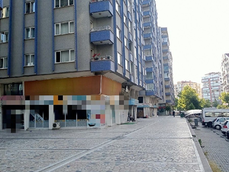 Konya selçuklu ni̇şantaş mh ki̇ralik i̇syeri̇ 75 m2+ 75 m2 sahra emlak konya sahraemlakgayrimenkul.com