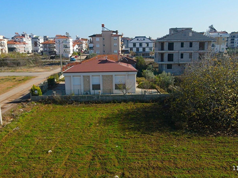 Döşemealti bahçeyakada 0.80 emsal 330 m2 satilik arsa