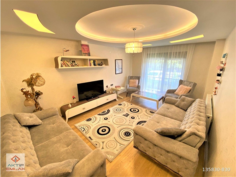 ????akti̇f'ten akçay'in nezi̇h muhi̇ti̇nde ai̇leni̇z i̇le bi̇rli̇kte büyümek i̇çi̇n full eşyali 2+1 dai̇re