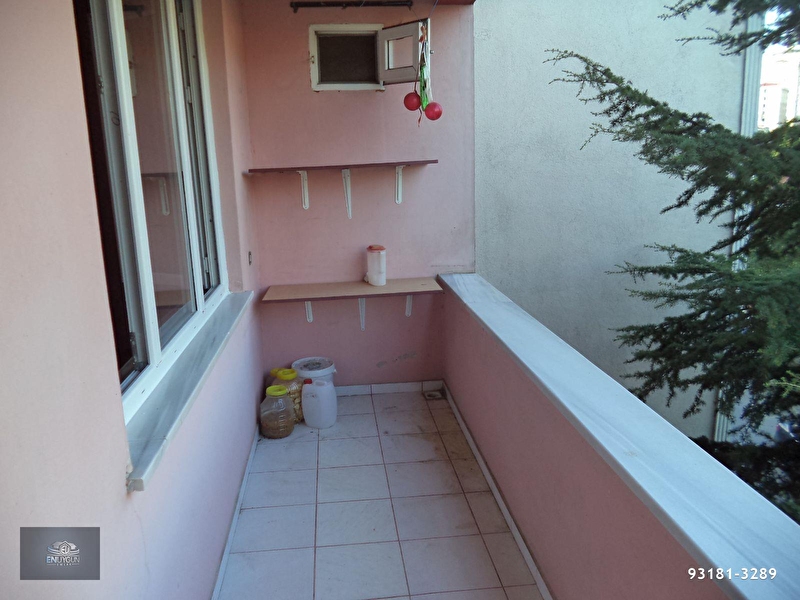 1 400 Tl Esatpasa Simsekler Yakini 3 1 145 M2 2 Kat Ara Kat Uygun Daire